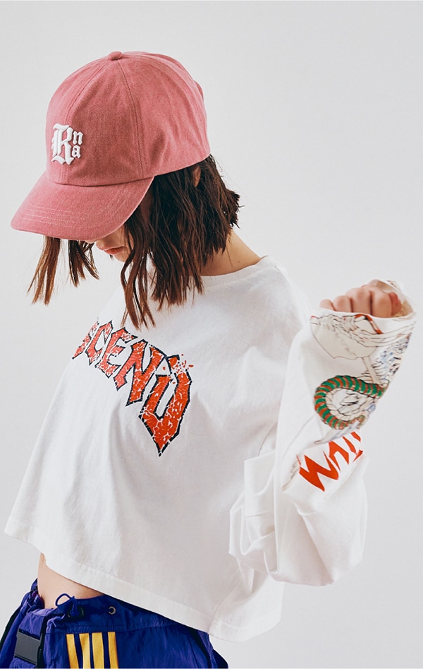 ピンク色キャップ